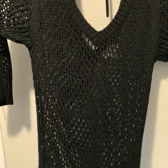 Dynamite thin black knit top - Picture 2 of 3